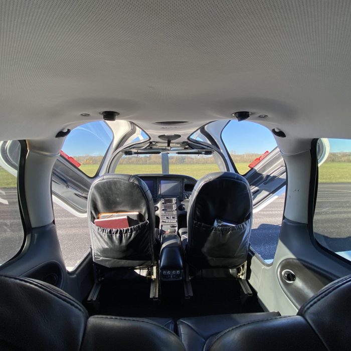 Intérieur avion FLyco vue de derrière